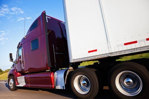 Read more about the article How A Personal Injury Attorney Conducts A Truck Crash Investigation